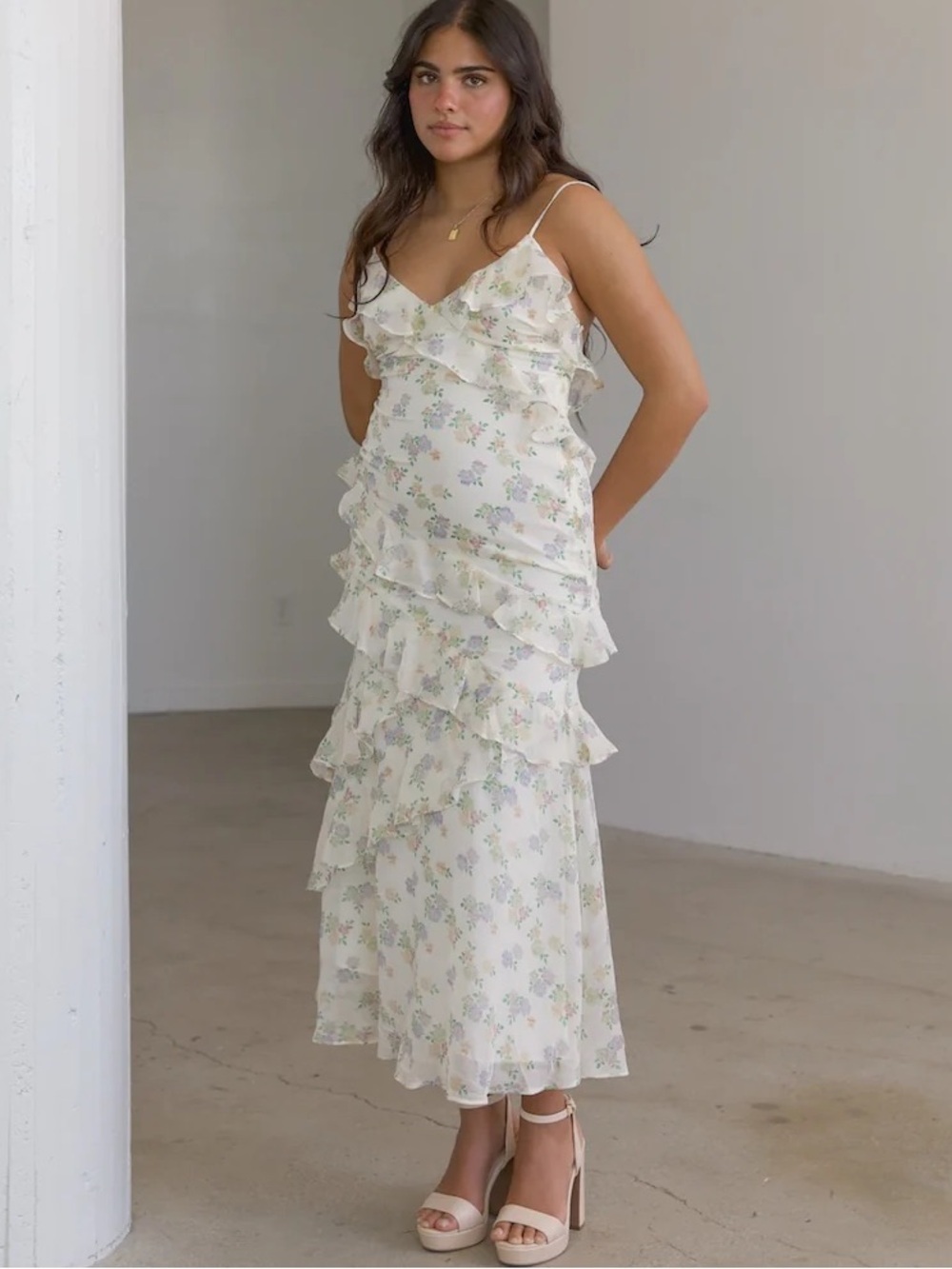 Floral Ruffle tiered midi Dress - Picture 5 of 5